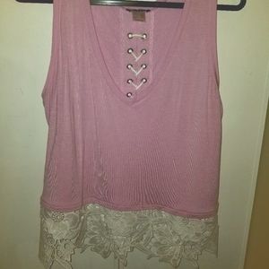 Cute and feminine tank top by Venus